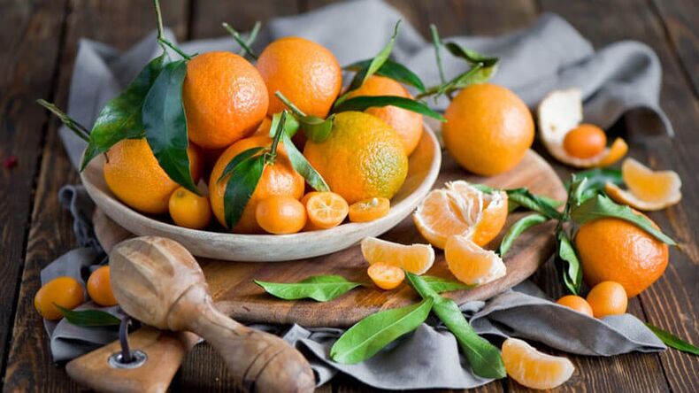 You should not eat tangerines in diabetes. 